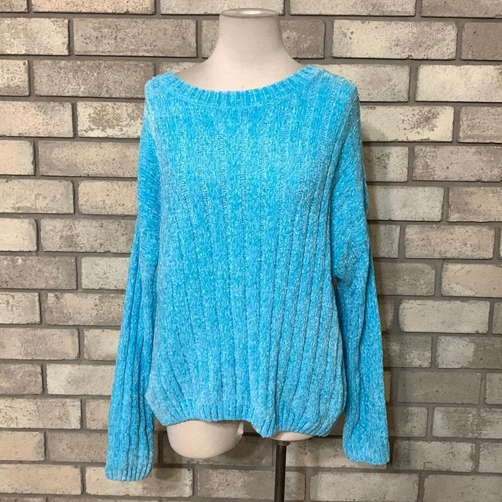 No Boundaries sweater size xl